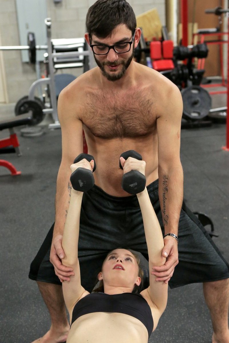 Шахноза, 24 года, 1 размер груди